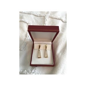 Geometric Gold Colored Earrings ✨